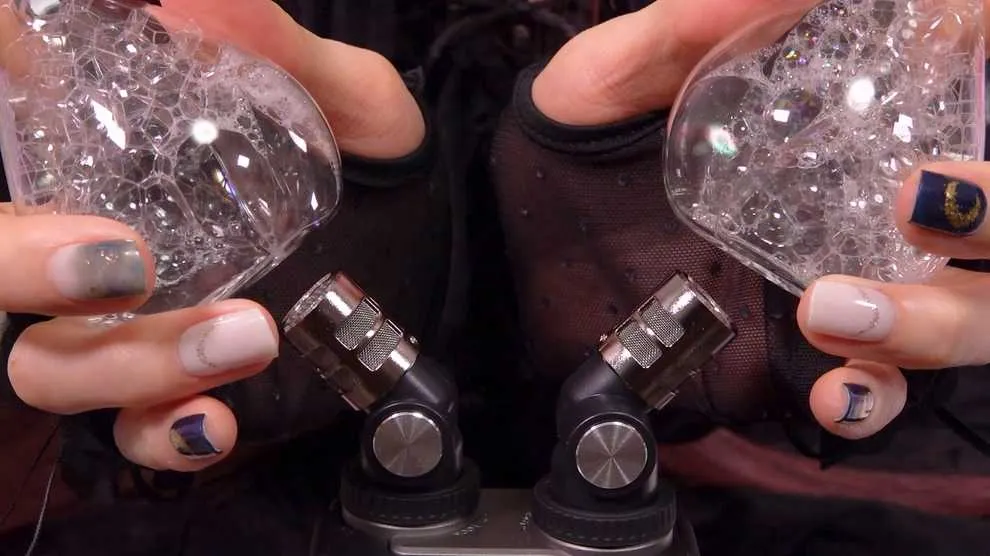 预览图：[音無来未] Fantia 2025年11月合集 192kHz究极音质 &amp; 黑粉兔女郎 | 未公开后台/1490日元 编号：580