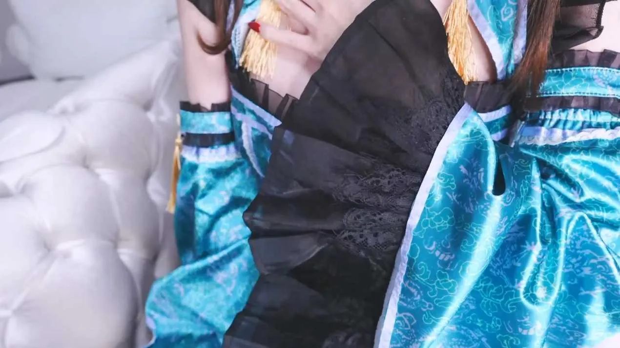 [利香]_2026-01-21_22-00-00.webp